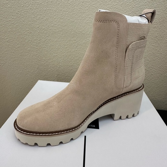 Dolce Vita Huey H2O Wide Booties Dune Suede Size 8 NIB - Picture 4 of 6
